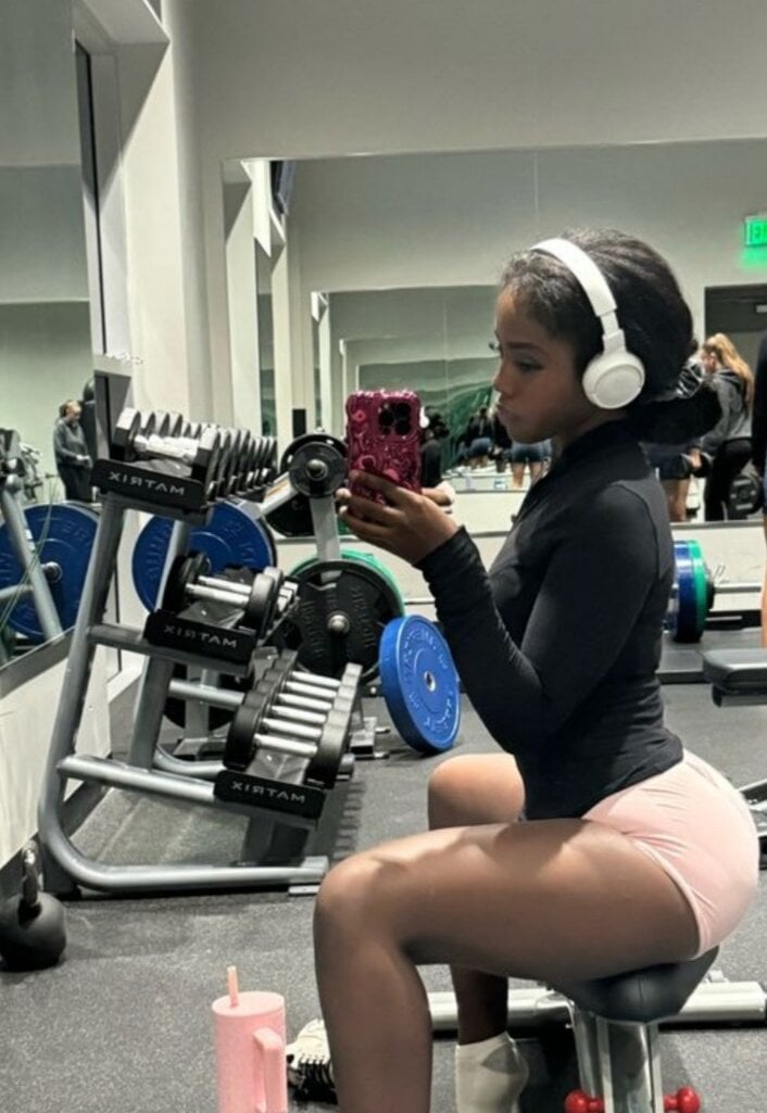 LadyDee22's Offline XXX Chat