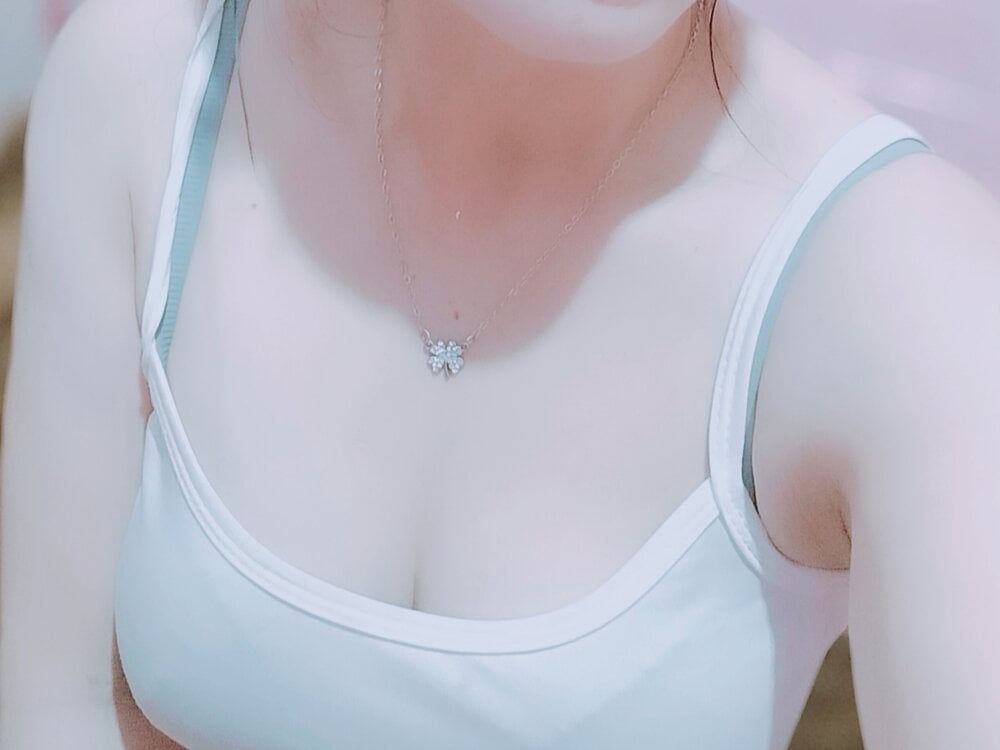 liora-123 webcam livesex profile in chinese cams