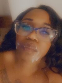 mrscreampie560's Offline XXX Chat