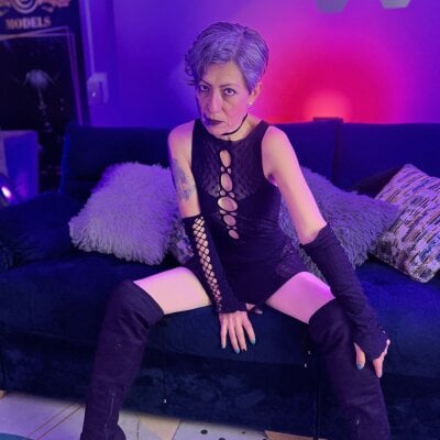 MistressNyx_cg