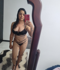 Nahomi_04's webcam live show