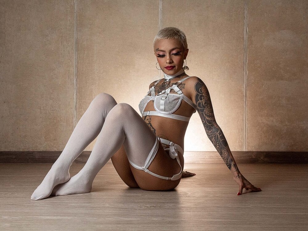 Live sex webcam photo for Heraink #289797286