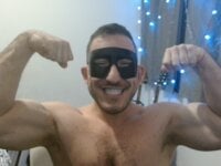 BodybuilderBigDick's Offline Chat Room