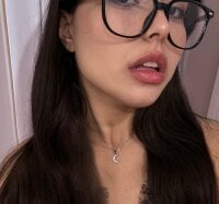 Elfin_Cherry1 offline chatrum