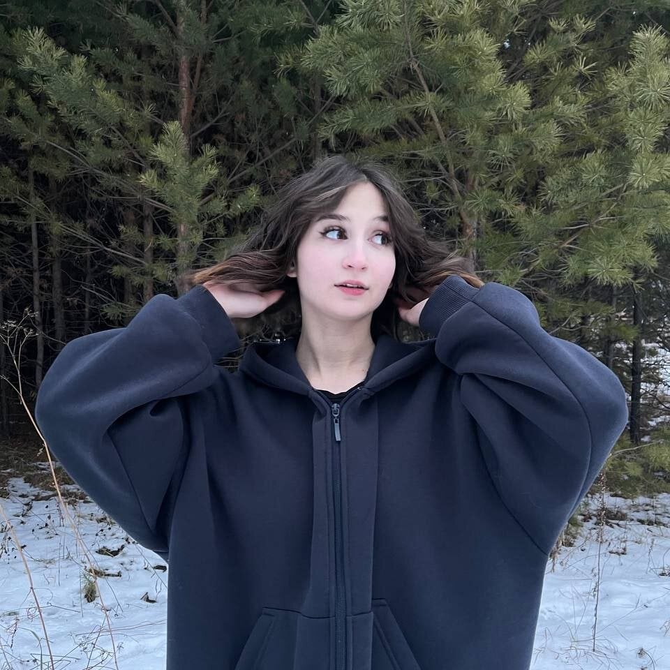 Little_Cherryyyy profile