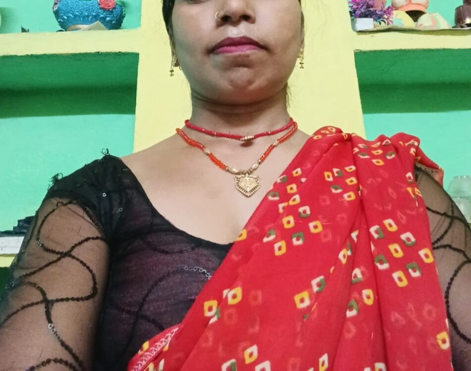 Jiya_mehta live cam model at StripChat