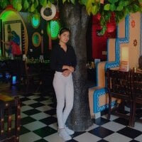 poonam_sharma031's Offline Chat Room