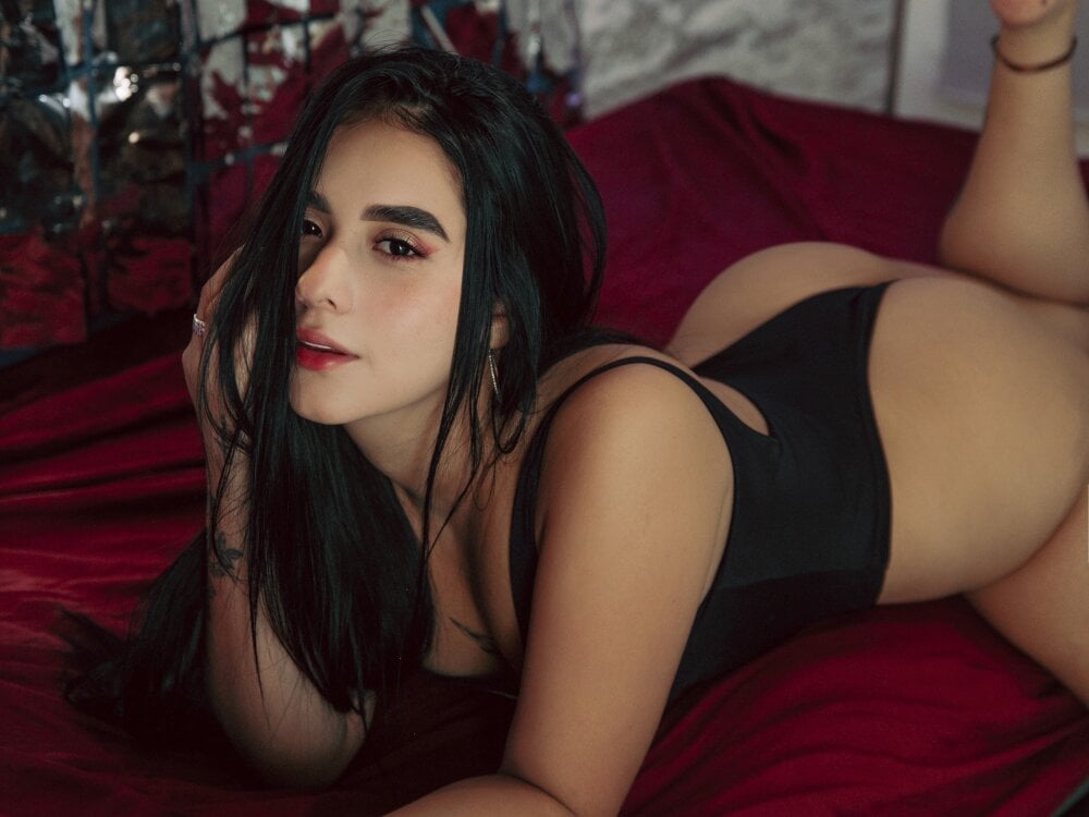 alanaflores_'s Offline XXX Chat