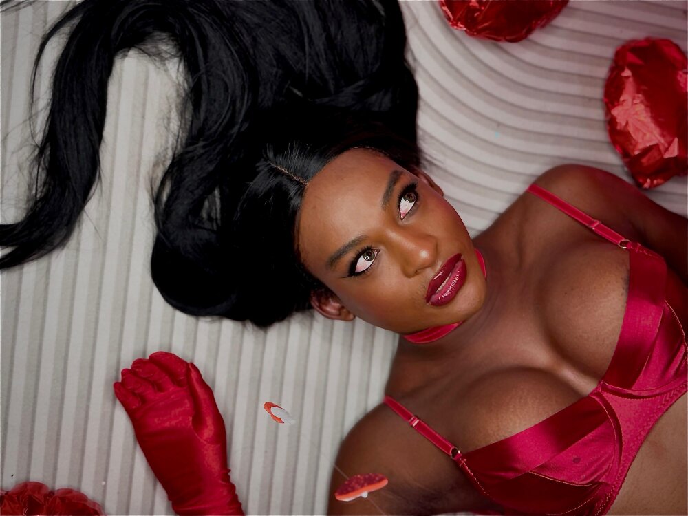 Live sex webcam photo for nahomi_campbell #290461535