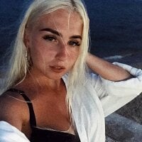 -White_Pearl-'s Offline Chat Room