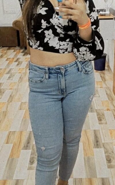 hot-honey- from stripchat