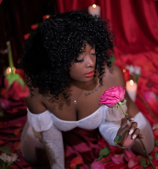 free6cams.com amirah_ebony livesex profile in ebony cams