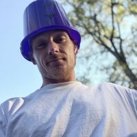 selfmadestud webcam thumbnail