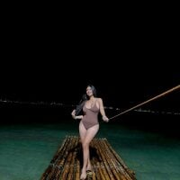 Model Bombshell_Ashy