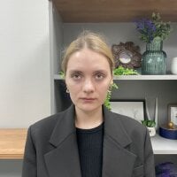 FrancesJardan's Offline Chat Room