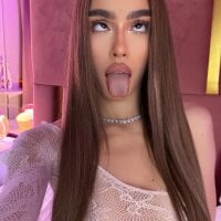 ClaraBenatti's webcam live show