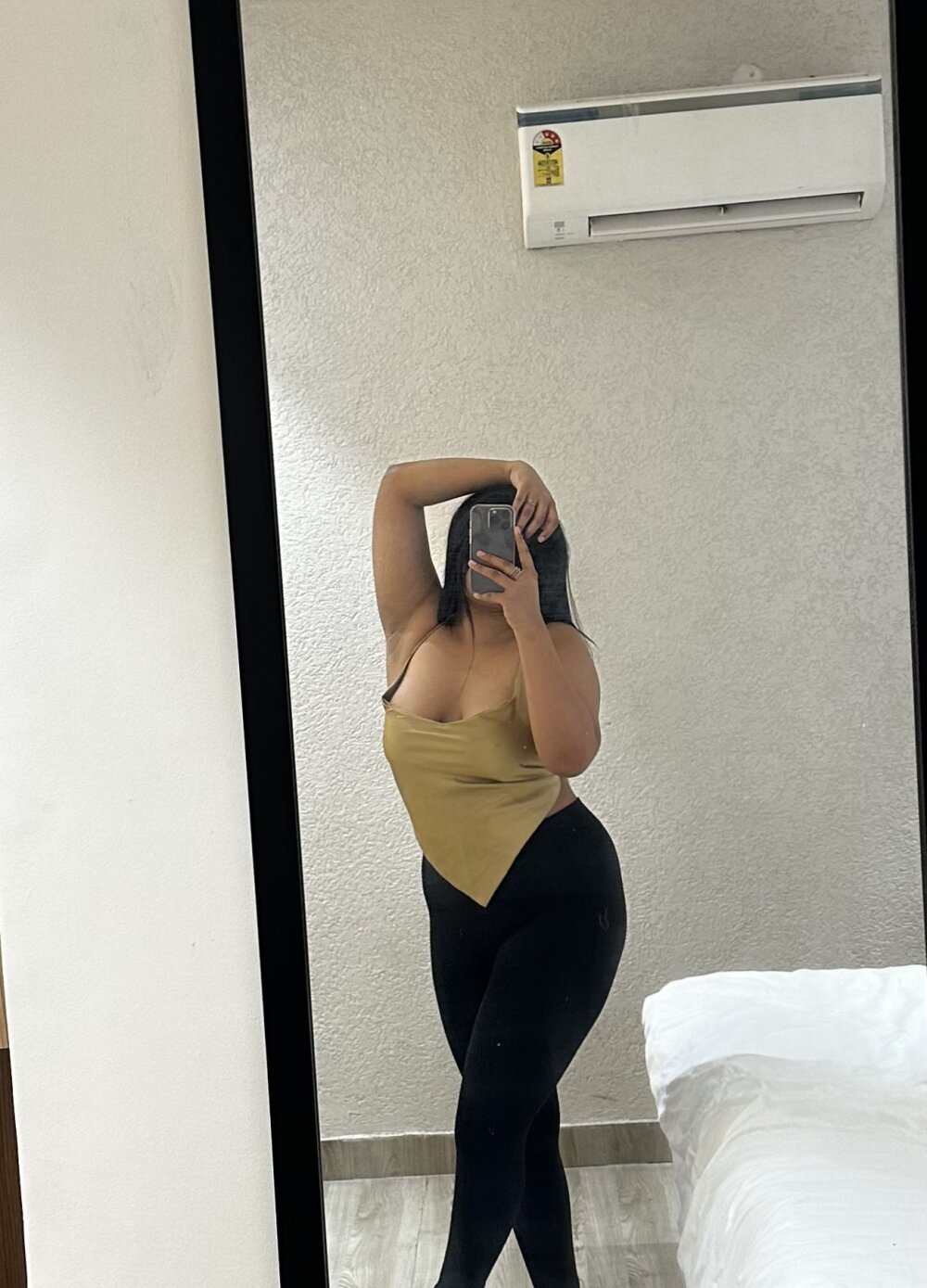 CherryMist live cam model at StripChat