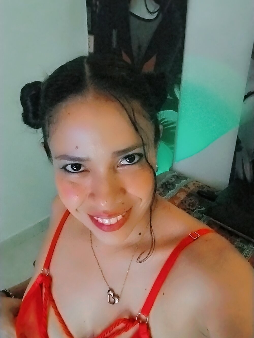 Bootycallhot Live XXX Chat