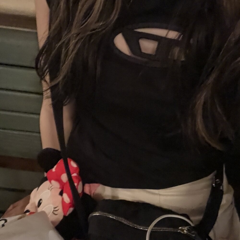 -momoo- from stripchat