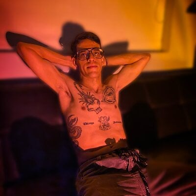 Lukky_luciano Male Spanking Webcam XXX