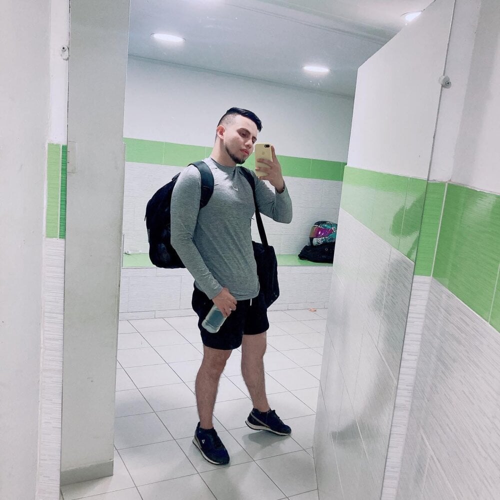Dannydick profile
