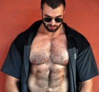 Bodybuilding_God's Offline Chat Room