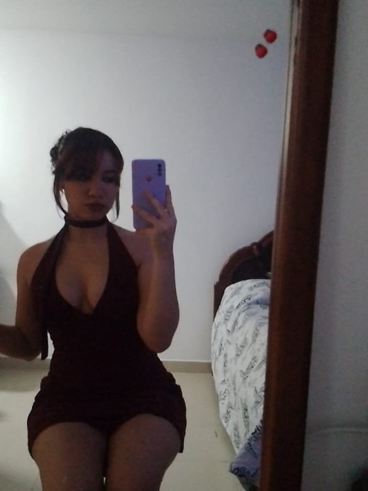 avrilhill18 webcam livesex profile in middle-east cams