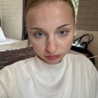 MagicCutie's webcam live show