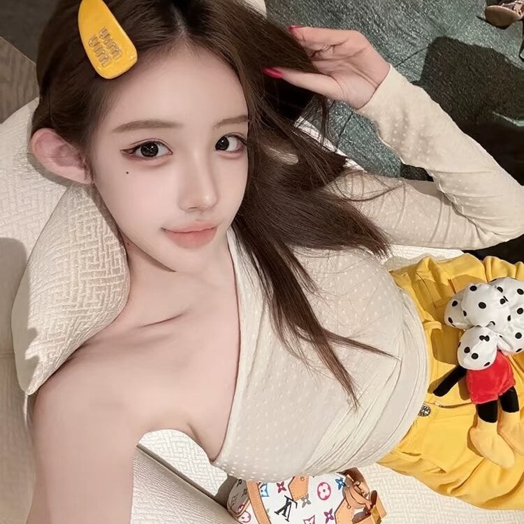 stripchat ruo-xin webcam profile pic via myliveeroticcams.com