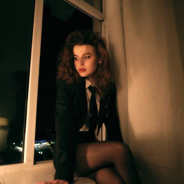 Extra_natural live cam model at StripChat