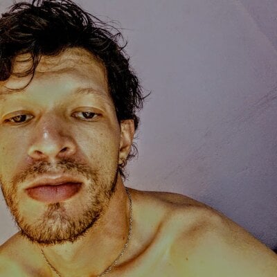 wade_wilsoon1 from stripchat