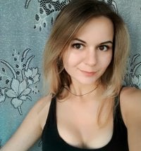 Amy_Sweety's Offline Chat Room