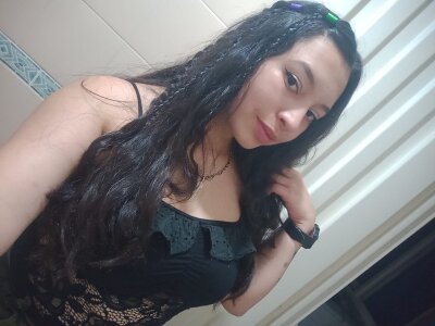 MilannRouse 🤓 sex chat