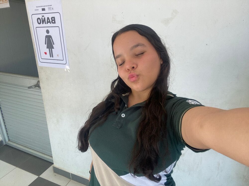 247camsex.com lilypetite_ livesex profile in english cams