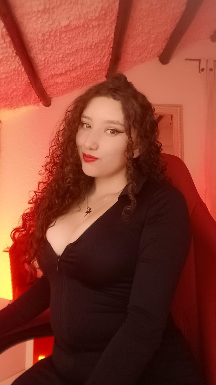 queenrosse1_m