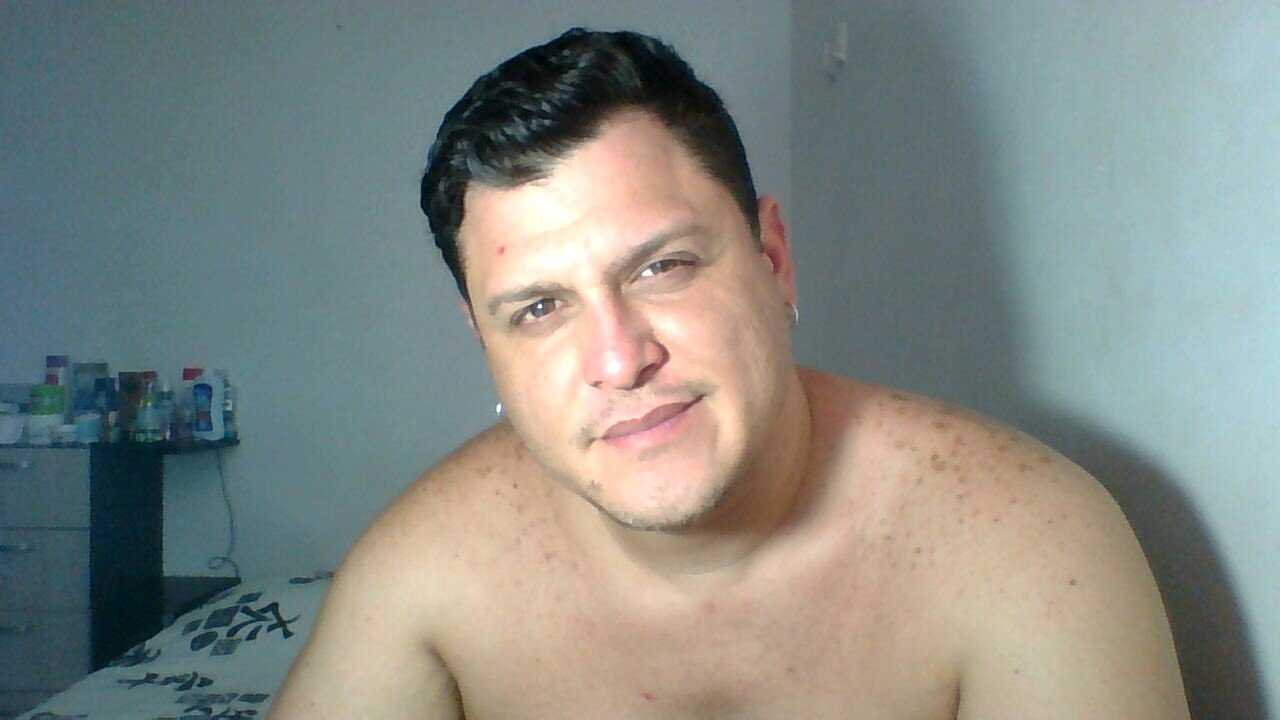 Zeushotsex