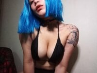 loreanne_suzje's Offline Chat Room