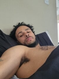 sexualpleasure24's Offline Chat Room