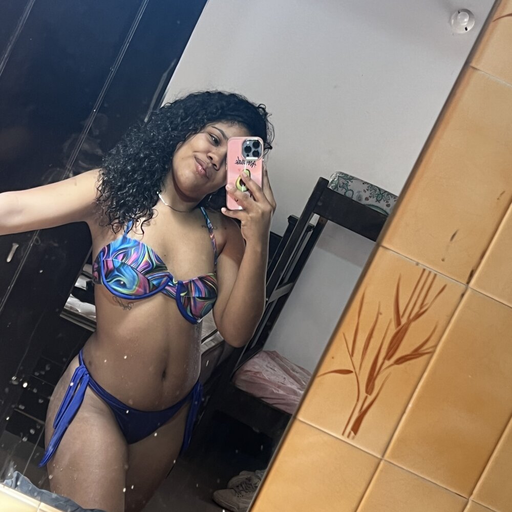 cristal_smit18 from stripchat