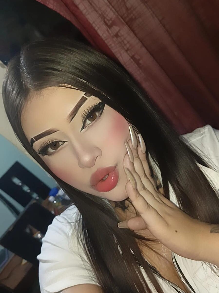 angela_black profile