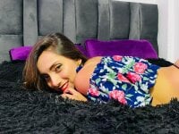 Alli_sweet's Offline Chat Room