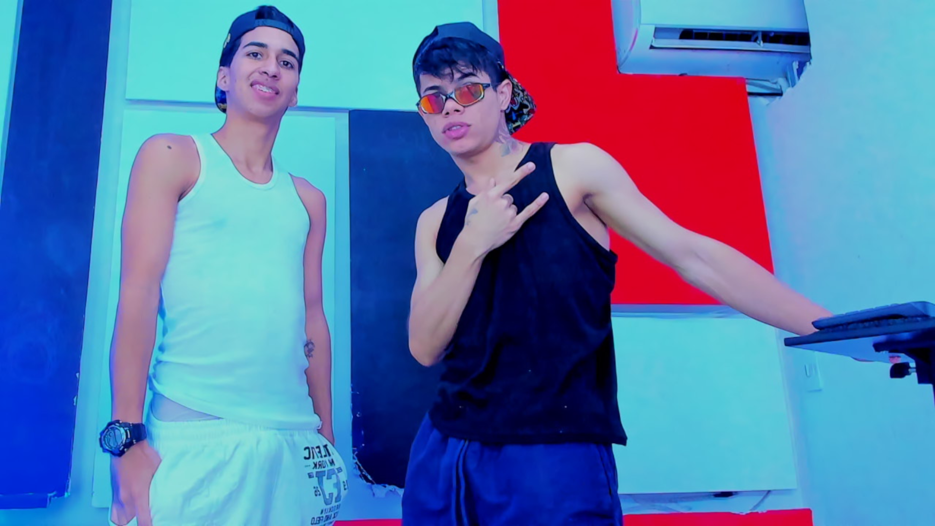 Tommy_Alex_20