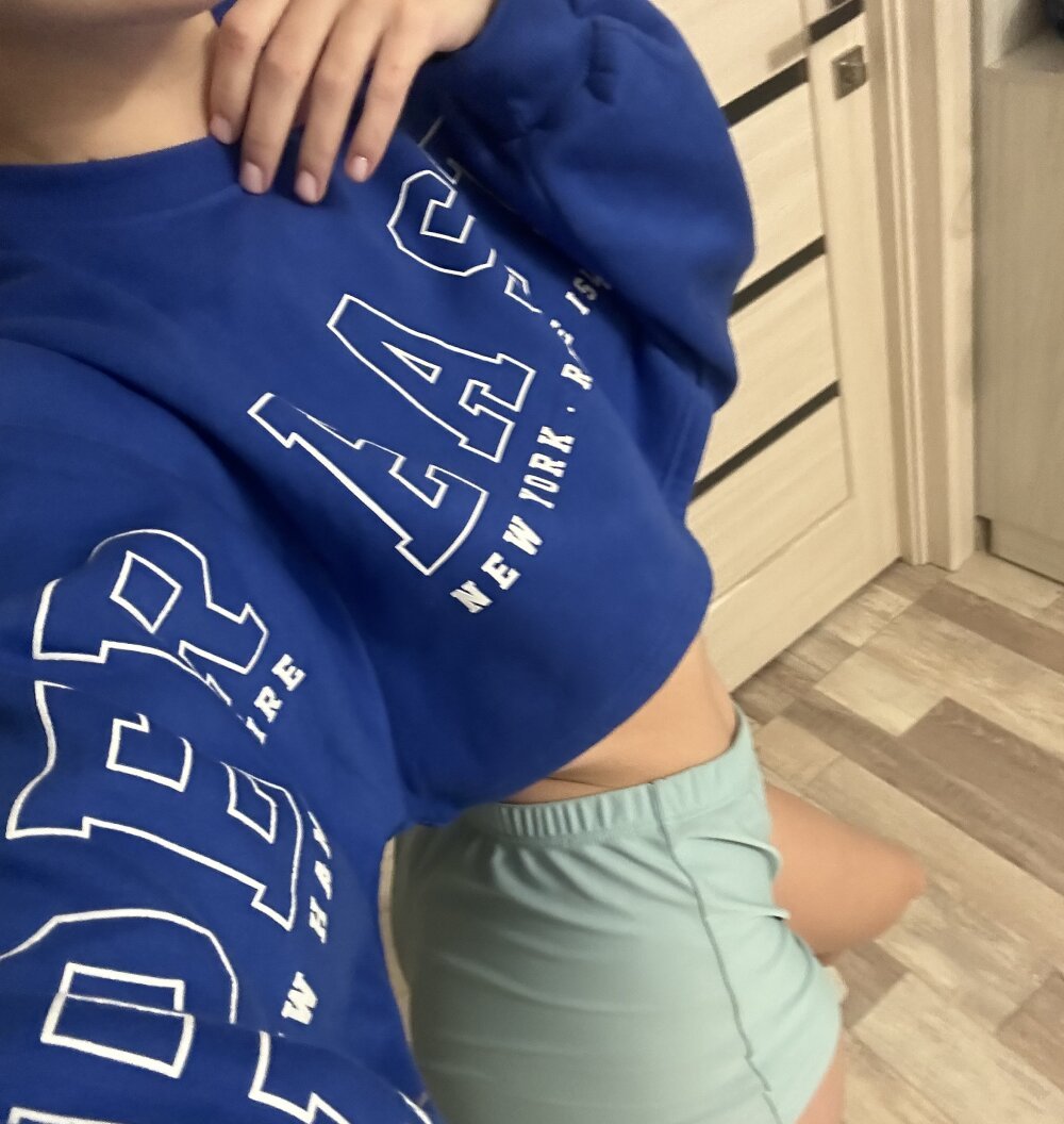 Live sex webcam photo for Emismit #290230542