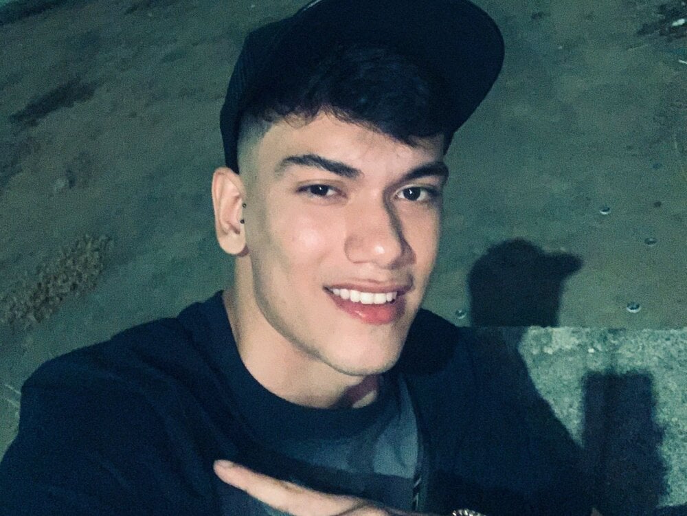 Guuy_secret profile