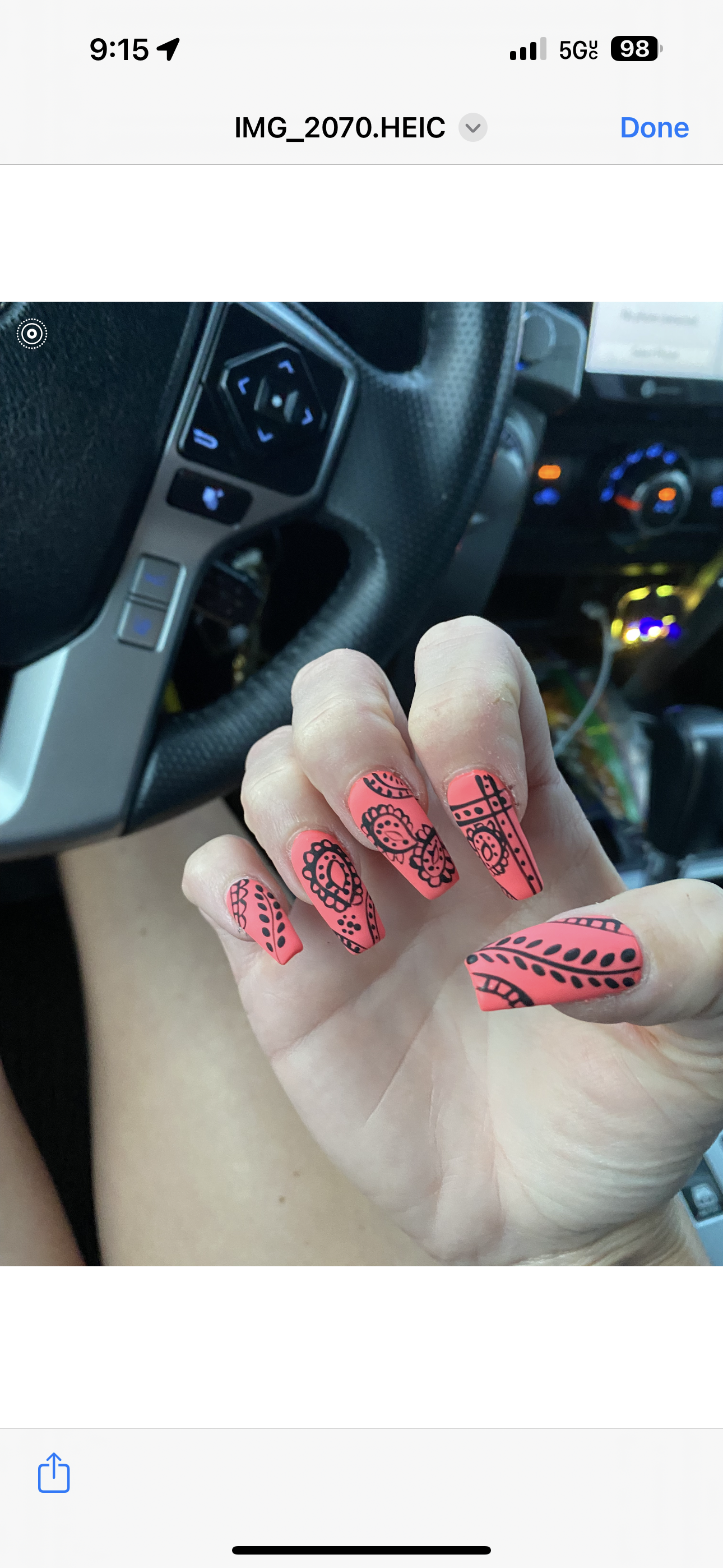 thechickwithnails_