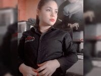 Carmen1994V's Offline Chat Room