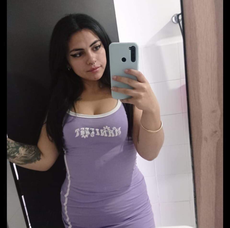 Live sex webcam photo for _valeriahot #289979282