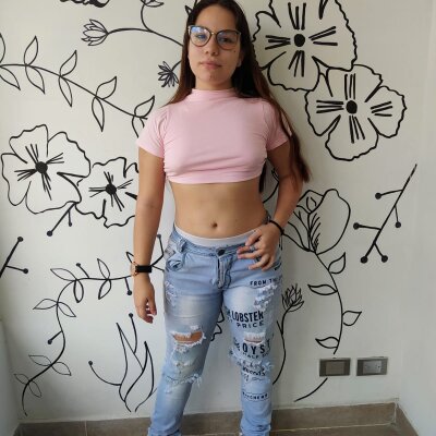 AnneCox9 🚔 adult cam chat