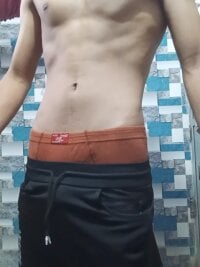 Cuteboy7in's webcam live show
