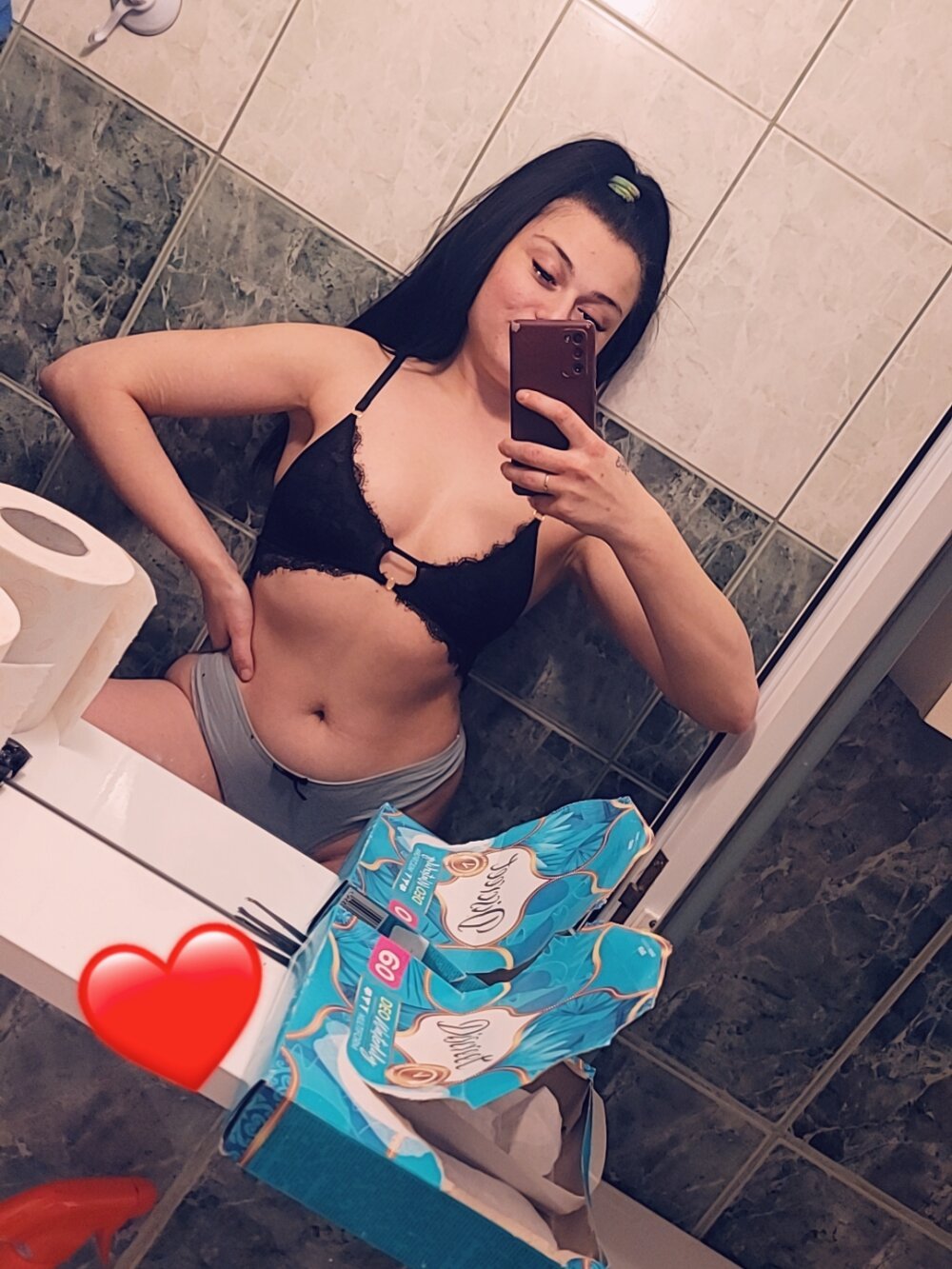 6Lucy9 profile